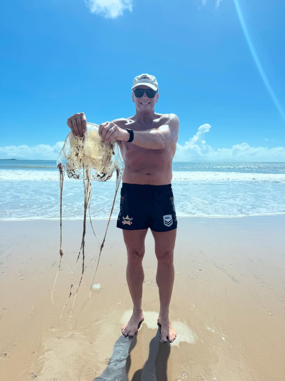 stinger suit required for australian beaches due to large box jellyfish